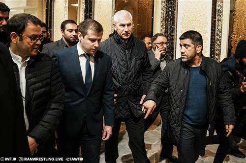 کلیپی از بازدید وزیر ورزش روسیه از کمپ تیم های ملی و ساختمان فدراسیون کشتی